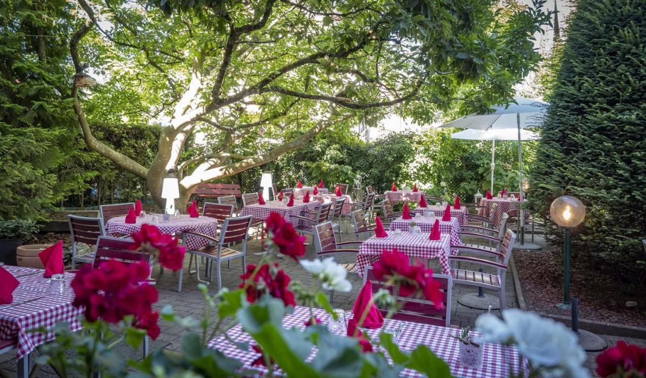 Hotel Restaurant Aux Sapins تان المظهر الخارجي الصورة